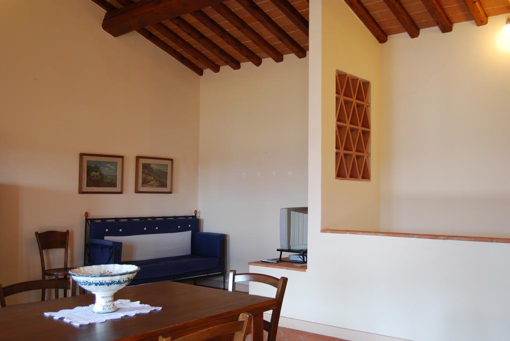 Francesca Apartment مونتيلوبو فيورنتينو المظهر الخارجي الصورة